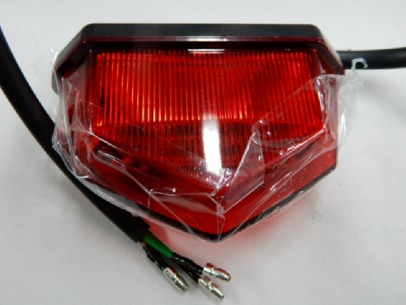 Стоп сигнал Regulmoto Sport 003 (19/20/21год) (крепления 66 мм)