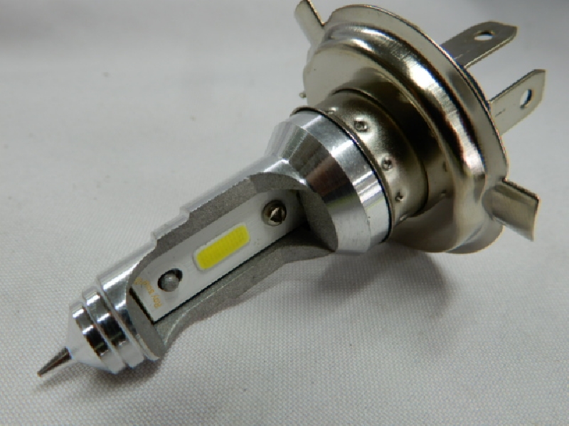 Лампа фары W=35ВТ(H4)LED