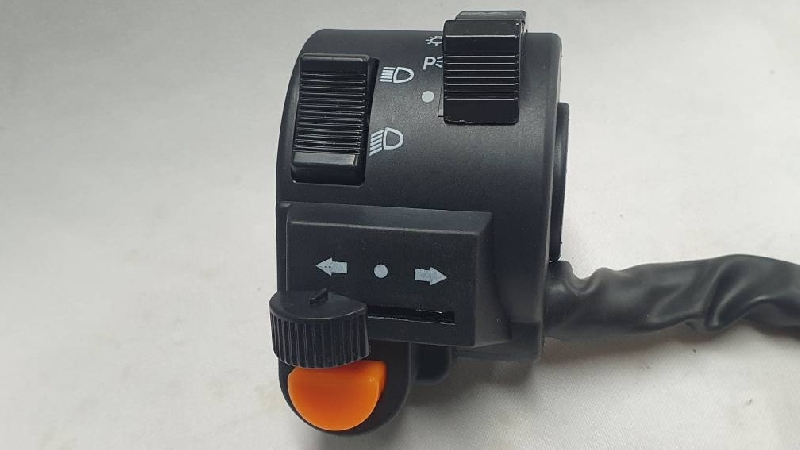 Пульт левый Motoland XT250HS